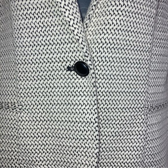 Talbots black and white check pattern button front blazer - Picture 2 of 6